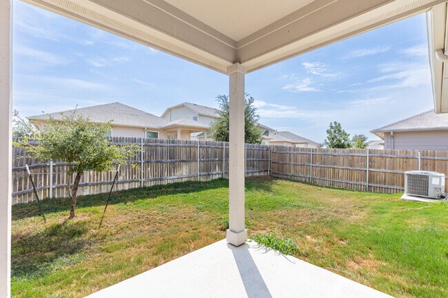 Building Photo - 14007 Levy Ln