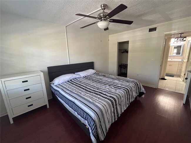 Building Photo - 150 El Dorado Blvd