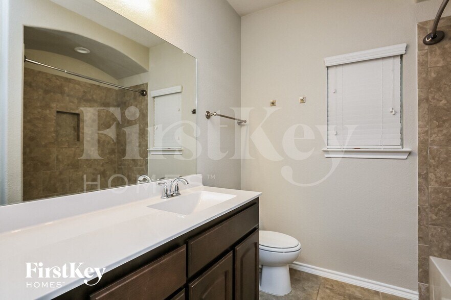 Building Photo - 11448 Starlight Ranch