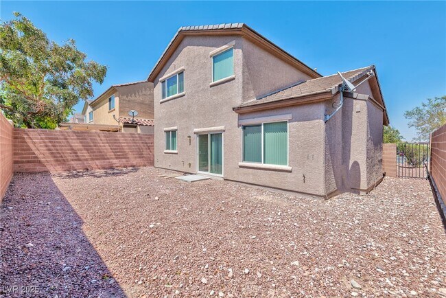 Building Photo - 733 Jacobs Ladder Pl