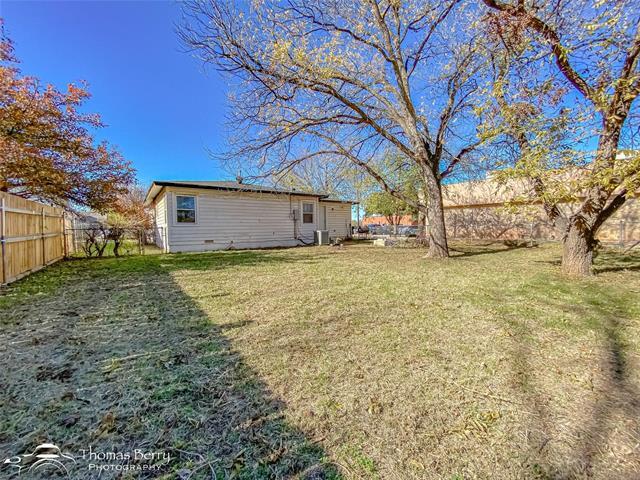 Building Photo - 433 Fannin St