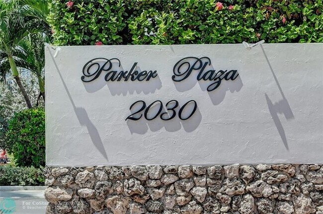 Building Photo - 2030 S Ocean Dr
