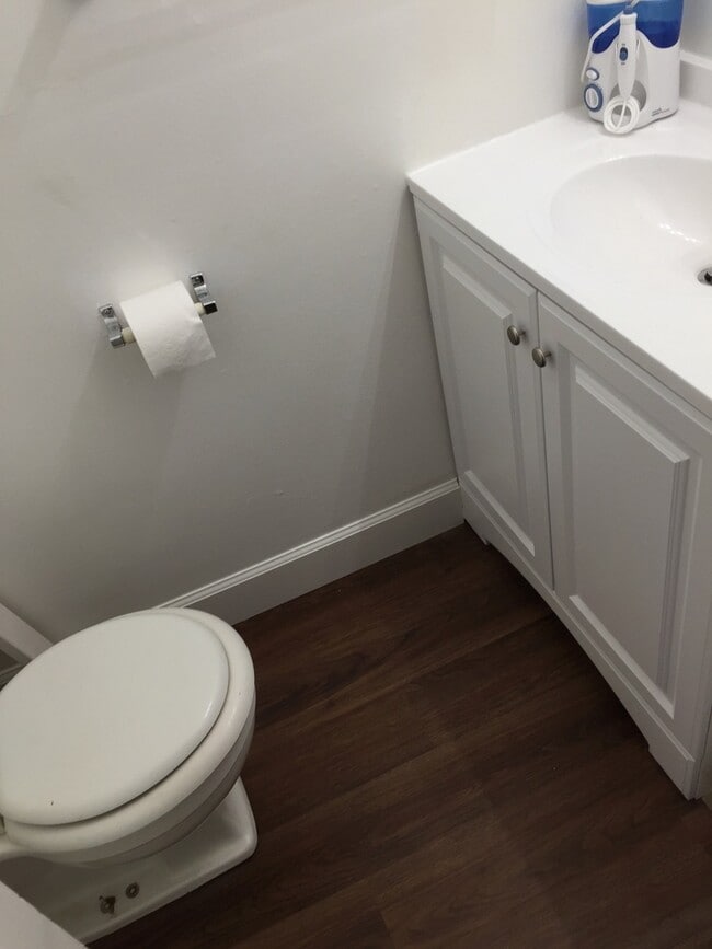 Building Photo - PRE LEASE: 3 Bed 1.5 Bath House Close To Campus!