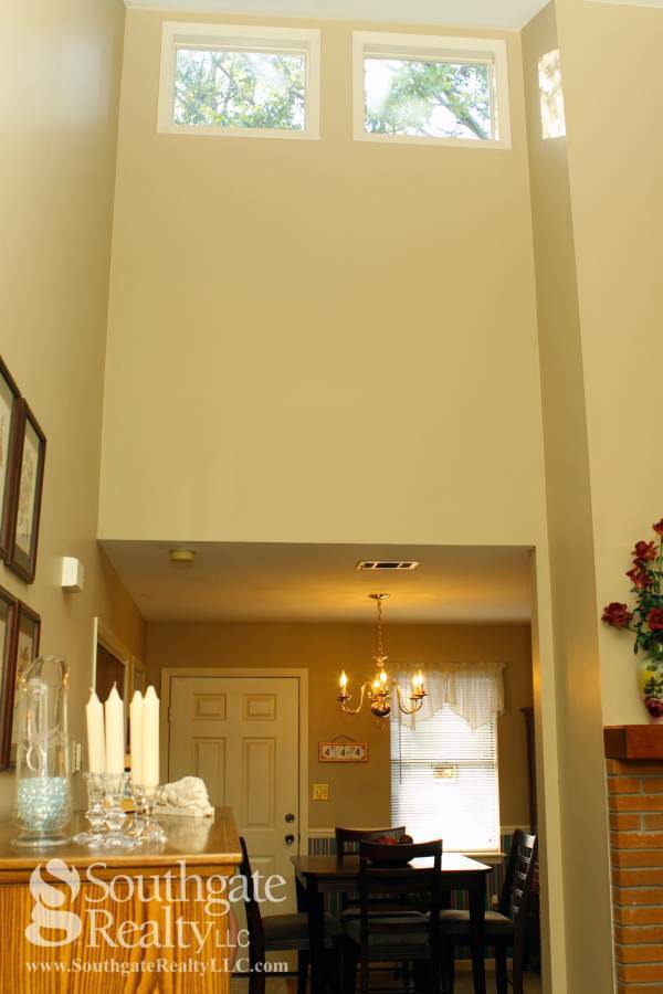 Building Photo - Woodshire Duplexes & Townhomes