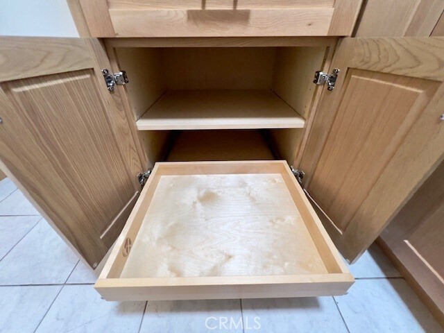 Building Photo - 711 N Soldano Ave