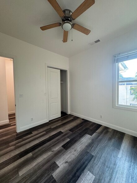 Building Photo - 1537 9th St