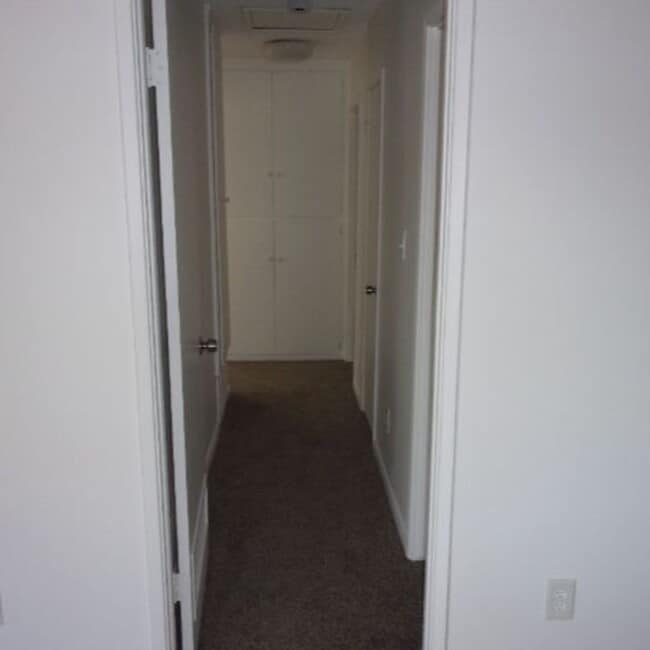 Building Photo - Spacious Private Home with Pool on Nearly Half an Acre