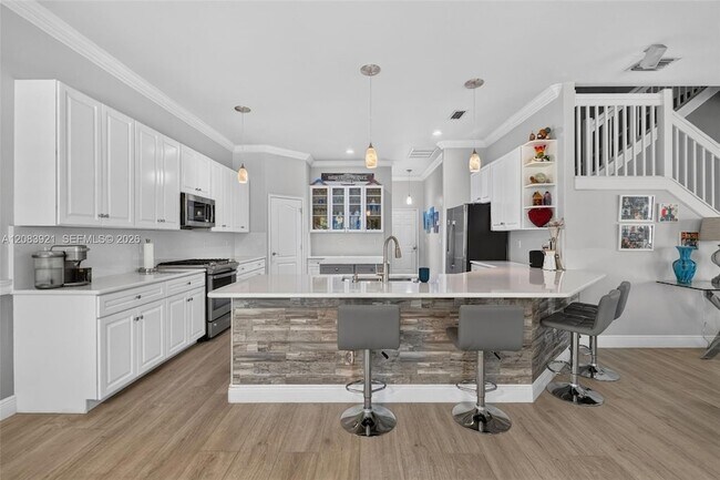 Building Photo - 9970 Rookery Cir