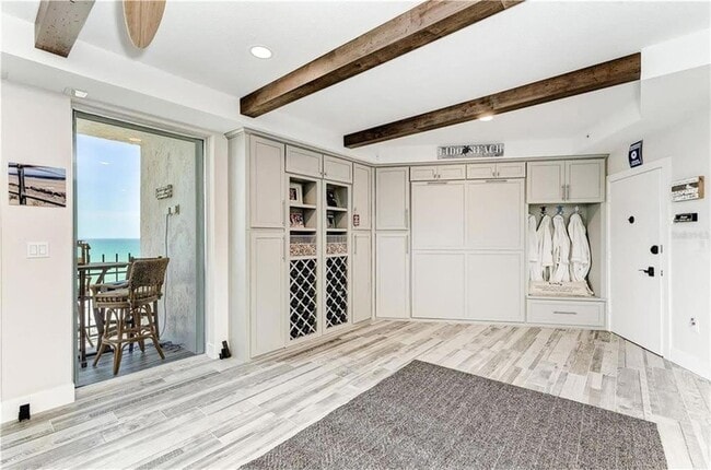 Building Photo - 1 Benjamin Franklin Dr