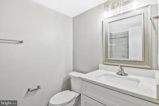 Building Photo - 10257 Friendship Ct