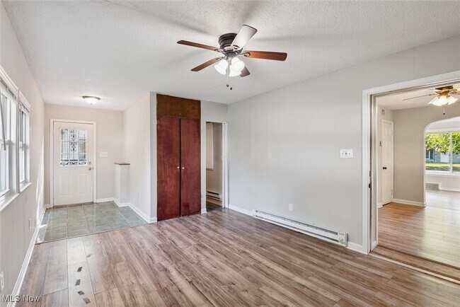Building Photo - 20891 Priday Ave
