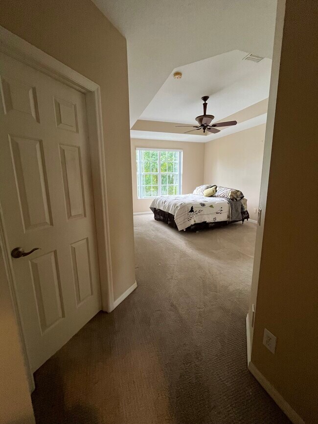 Building Photo - 14467 Mirabelle Vista Cir