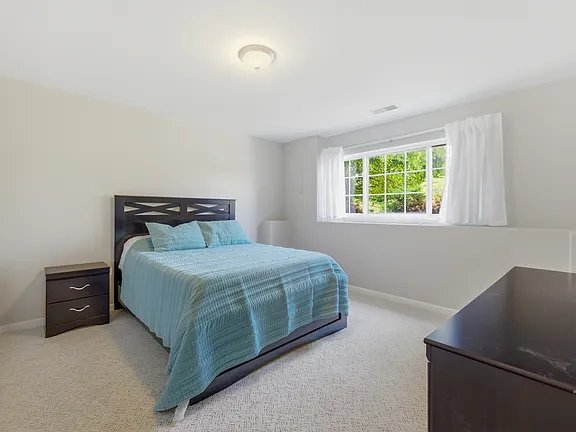 Building Photo - 2378 Oakfield Ct