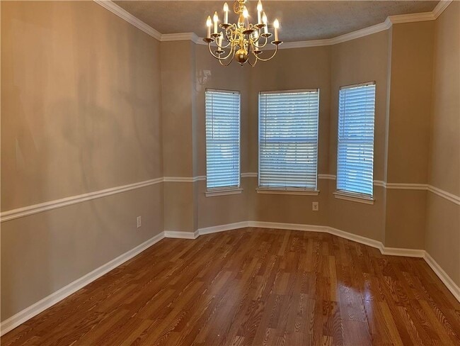 Building Photo - 305 Hulan Way