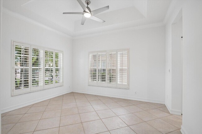 Building Photo - 11289 NW 65th Manor