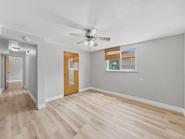 Building Photo - 2936 W 42nd Ave