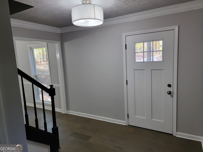 Building Photo - 260 Greenfield Cir