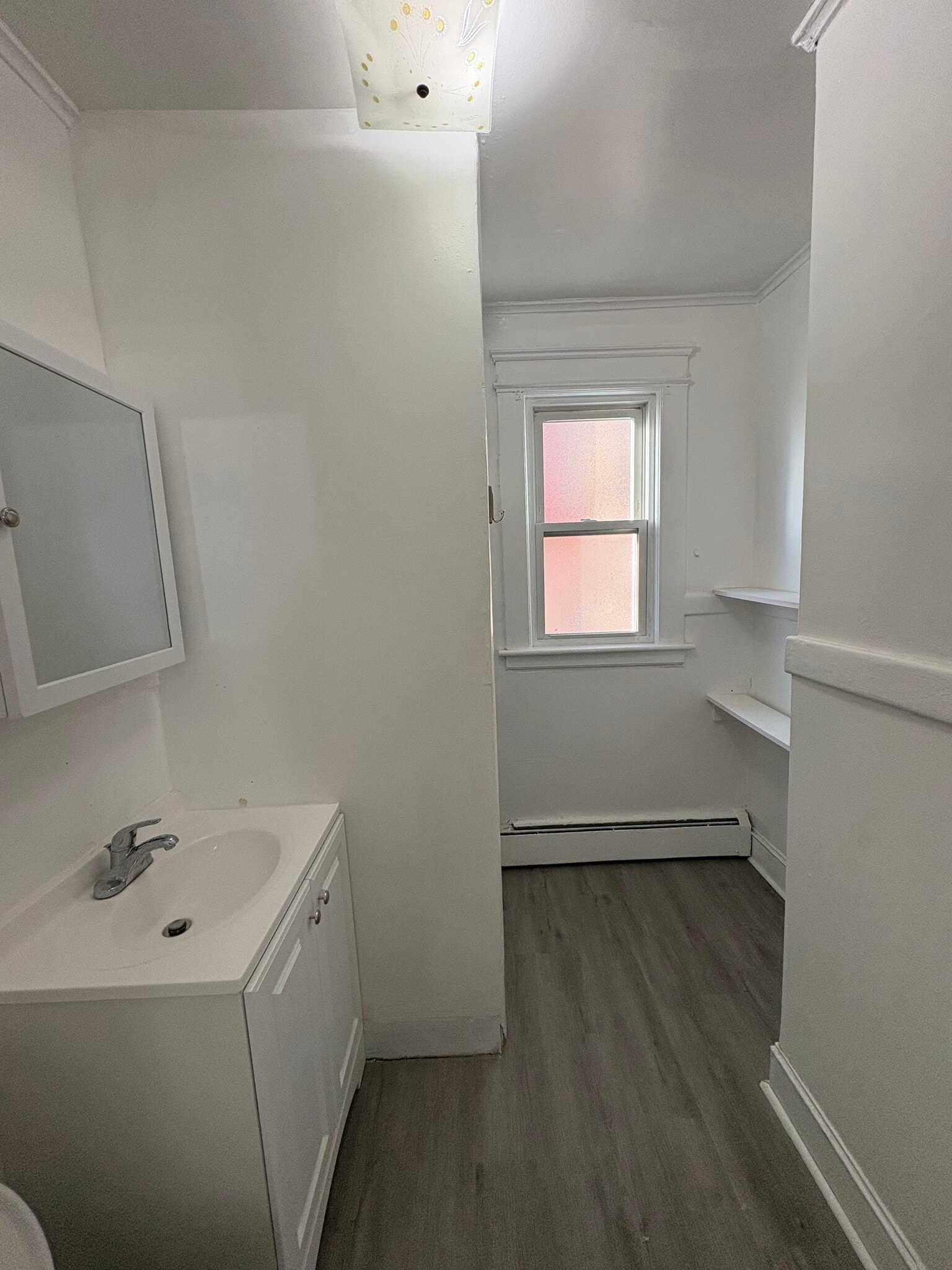 Building Photo - 37 Eastwood Ave