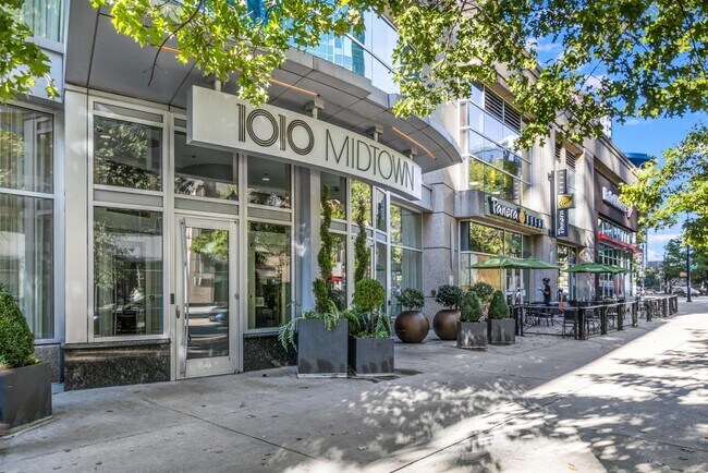 Building Photo - 1080 Peachtree St NE