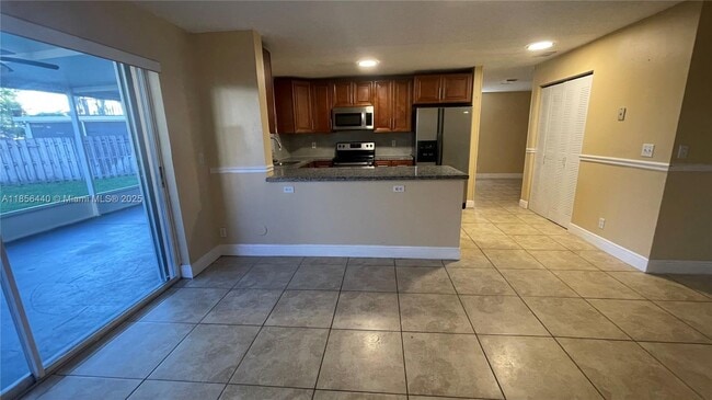 Building Photo - 8274 SW 42nd Ct