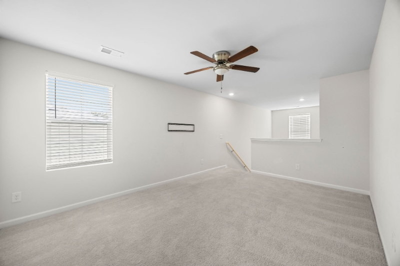 Building Photo - 367 Matuskovic Dr