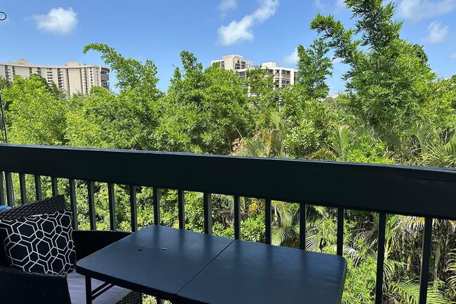 Building Photo - 1900 N Congress Ave