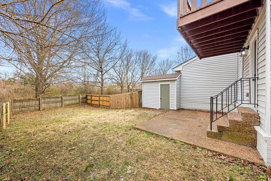 Building Photo - 5702 Brentwood Meadows Cir
