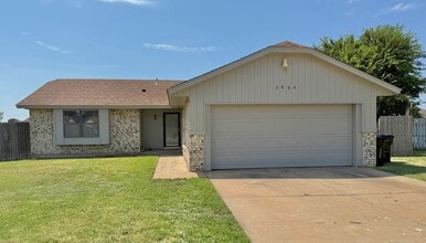 Building Photo - COMPLETELY RENOVATED 2025- 3-2-2 home off Broadway in Moore OK!