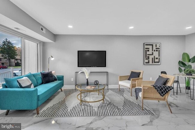 Building Photo - 201 Timber Creek Rd