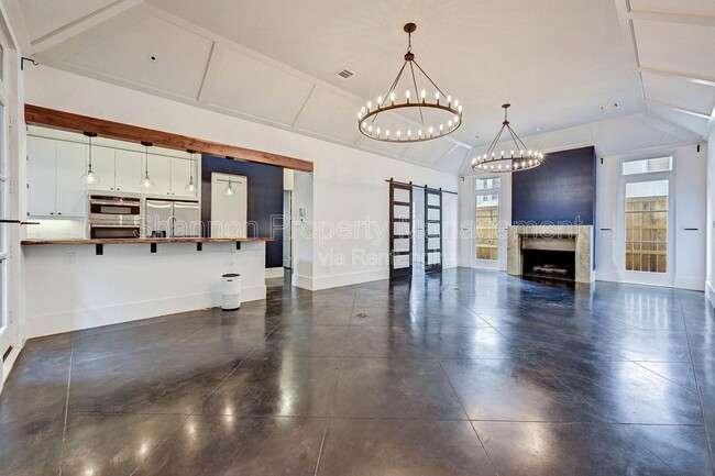 Building Photo - 3128 Alabama Ct