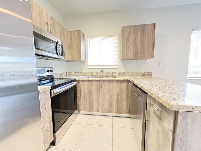 Building Photo - 249 NW 8th Ave