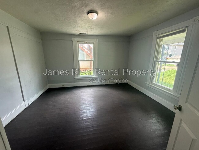 Building Photo - 211 Wadsworth St