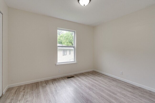 Building Photo - Charming 3-Bedroom Home in East Chattanooga