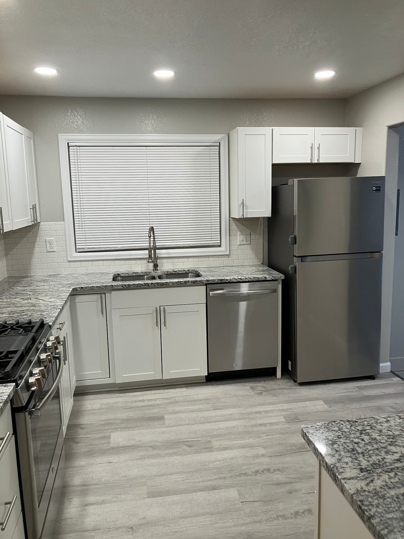 Building Photo - 1821 Lark Bunting Ln