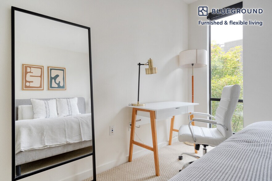 Building Photo - 388 Santana Row