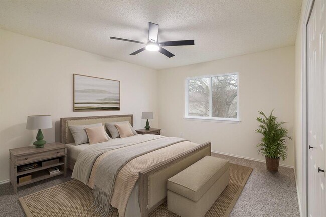 Building Photo - 13236 Kerrville Folkway