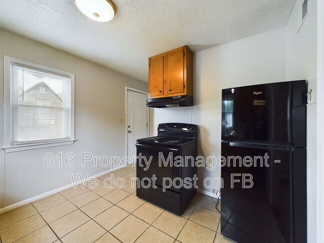 Building Photo - 10626 East 23rd St S