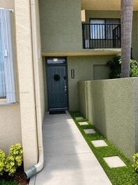 Building Photo - 9568 SW 1st Ct