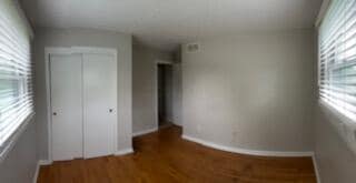 Building Photo - 2272 Oakhurst Dr
