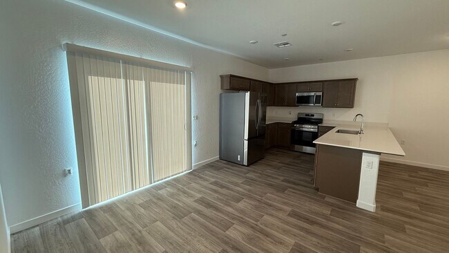 Building Photo - Must See - Spacious 3-Bedroom, 2-Bath Home in Riverstone