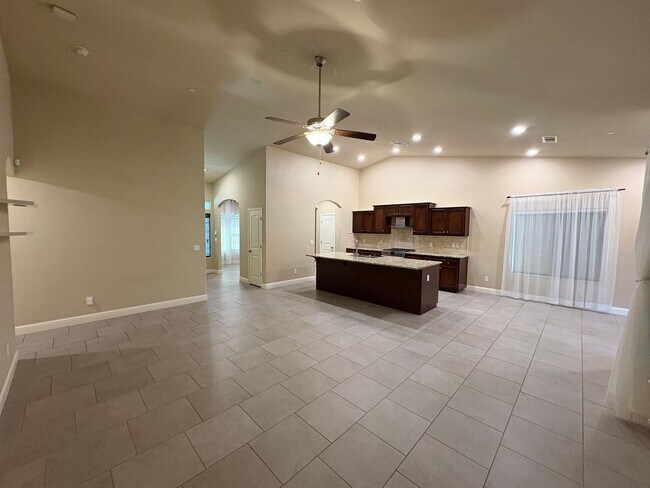 Building Photo - Lennar built home, coming soon!