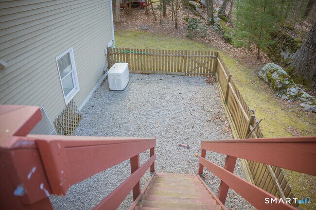 Building Photo - 100 White Birch Dr