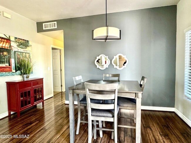 Building Photo - 655 W Vistoso Highlands Dr