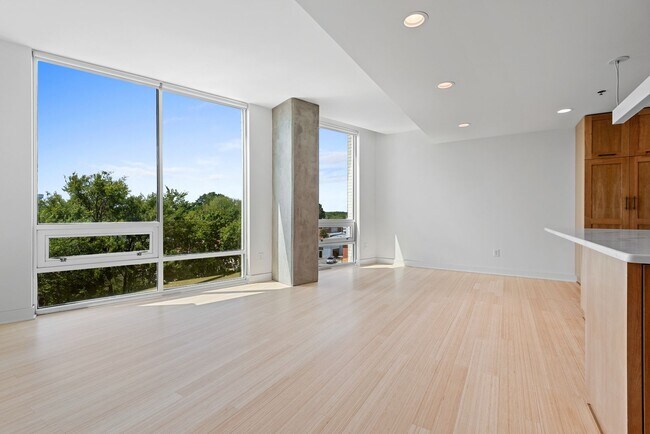 Building Photo - 2BR/2BA Condo at Greenbridge – Available 1...