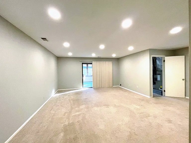 Building Photo - 224 Towyn Ct