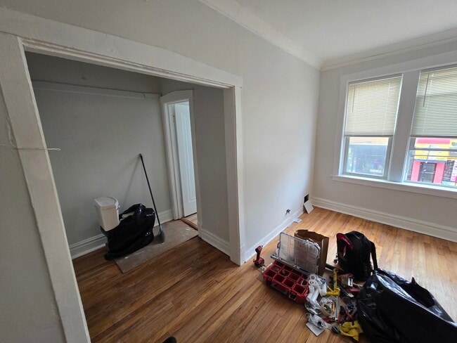 Building Photo - 4753 N Monticello Ave