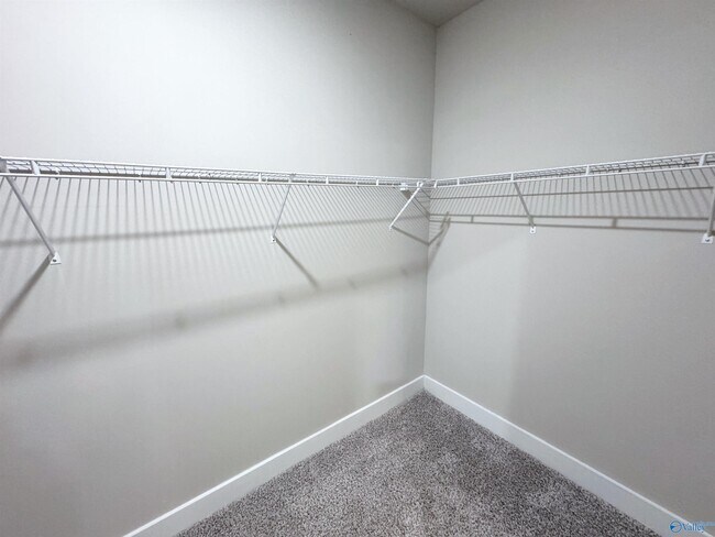 Building Photo - 7517 Doris Ruth Ln SE