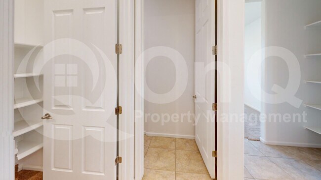 Building Photo - 7364 S Via Casa Bonita