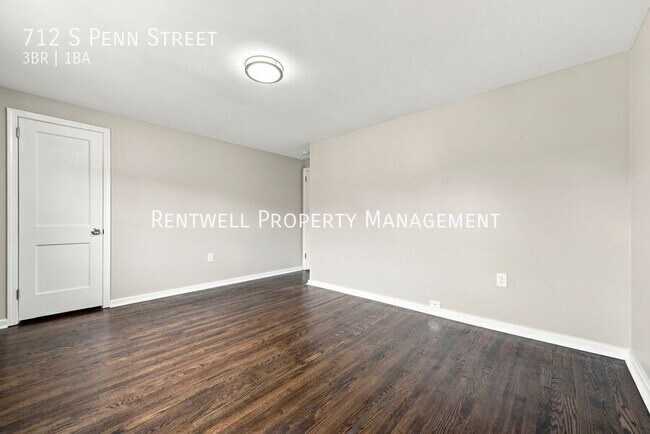 Building Photo - 712 S Penn St