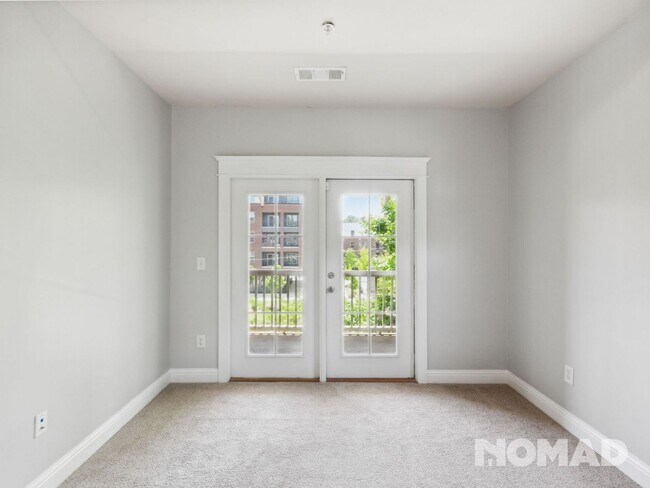 Building Photo - Cozy 2 Bedroom/2.5 Bath Townhome in Atlanta